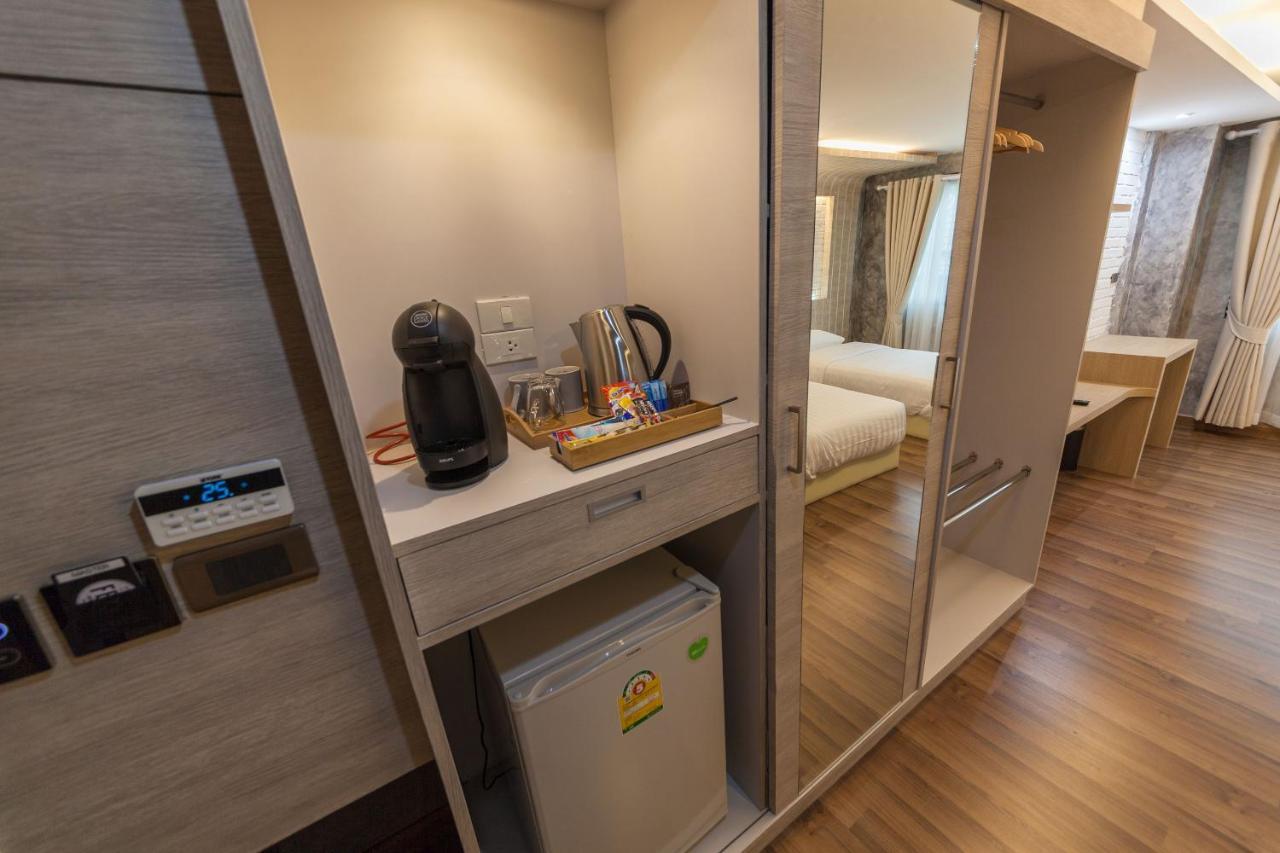 Feel Nimman Boutique Hotel Чиангмай Екстериор снимка